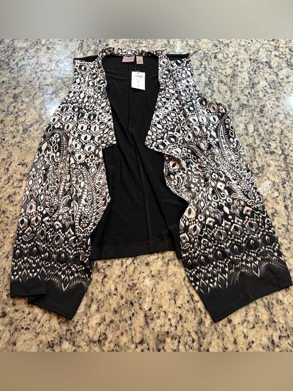 Chico's Black and White Patterned Open-Front Sleeveless Vest